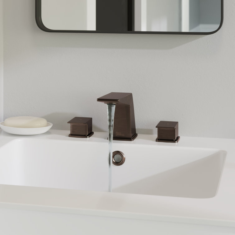 Carre 8" Oil Rubbed Bronze 2-Handle Bathroom Faucet