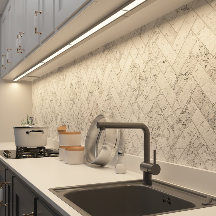 Lagom 18'' White Aluminum Dimmable LED Under Cabinet Light