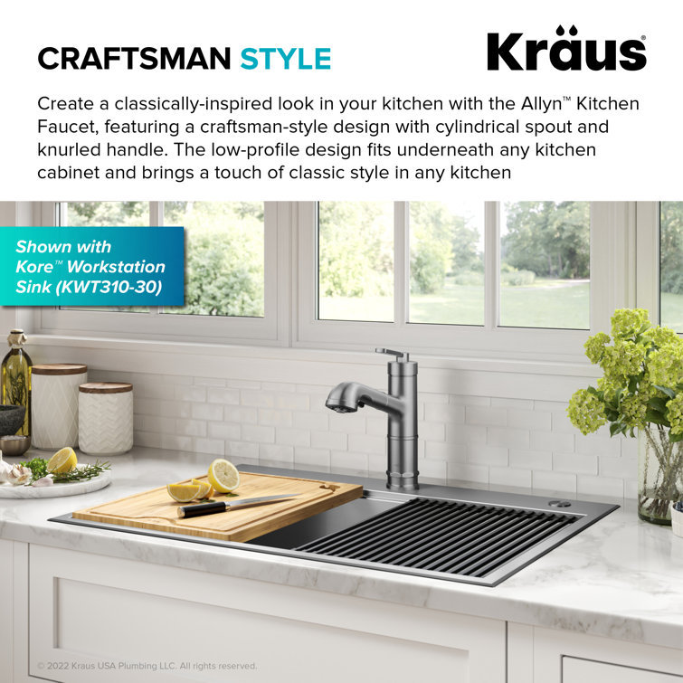 Spot-Free Stainless Steel Pull-Out Single Handle Kitchen Faucet