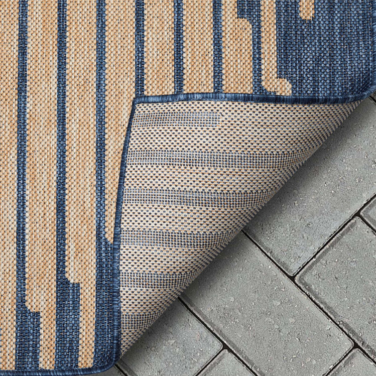 Blue and Beige Geometric Flat-Weave Indoor/Outdoor Rug 5' x 7'