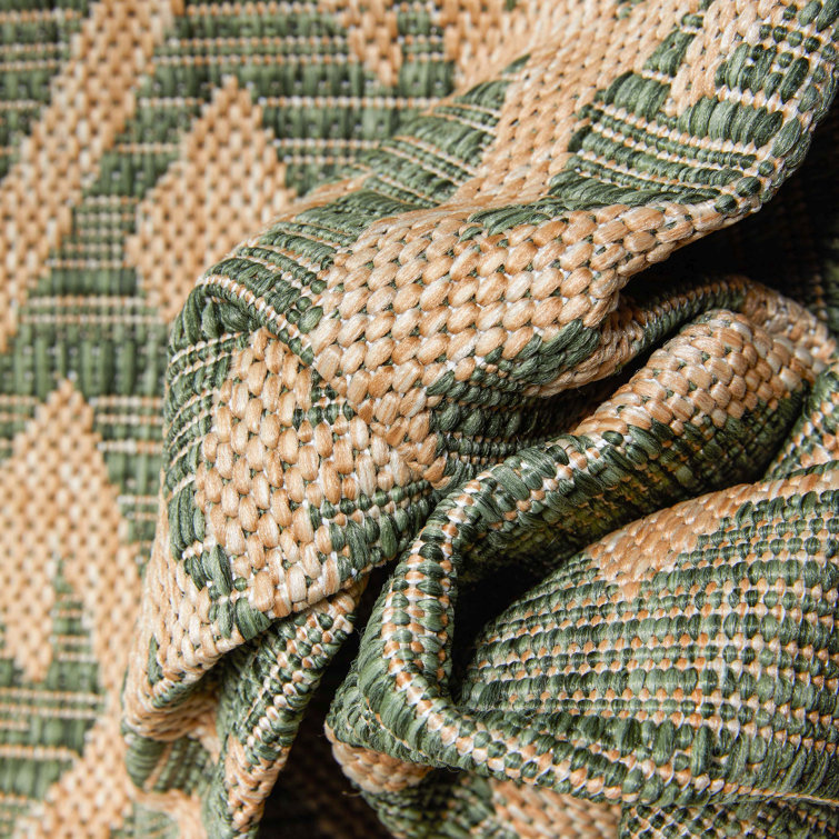 Cascade Diamond Green Synthetic 2'7" x 9'10" Flat-Weave Runner Rug