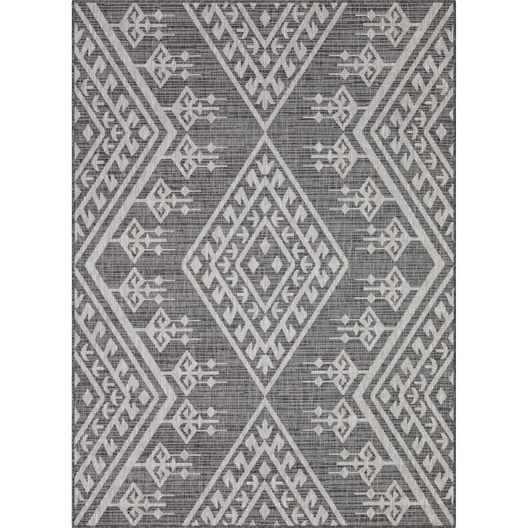 Cascade Tribal Diamond 8' x 10' Grey Synthetic Flat-Weave Rug