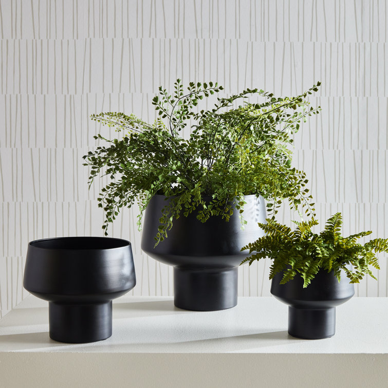 Sleek Matte Black Aluminum Indoor Planter Set