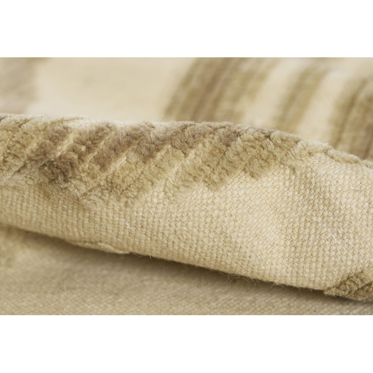 Ivory and Beige Wool Geometric Flatweave Rug 3'6" x 5'6"