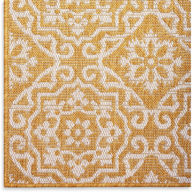 Yellow and White Geometric Synthetic 6' x 9' Rectangular Rug