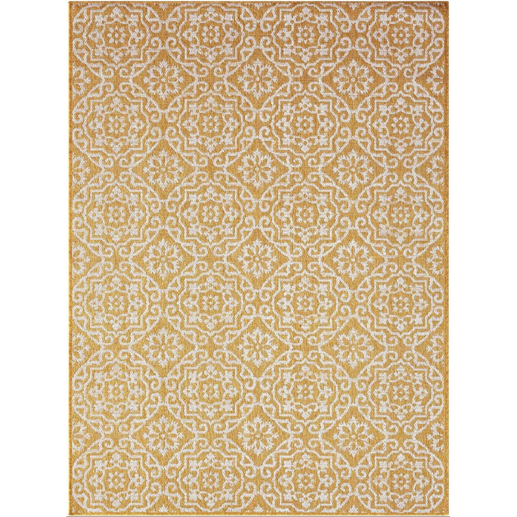 Yellow and White Geometric Synthetic 6' x 9' Rectangular Rug