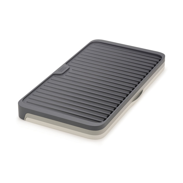 Gray Expandable Draining Mat with Ribbed Design