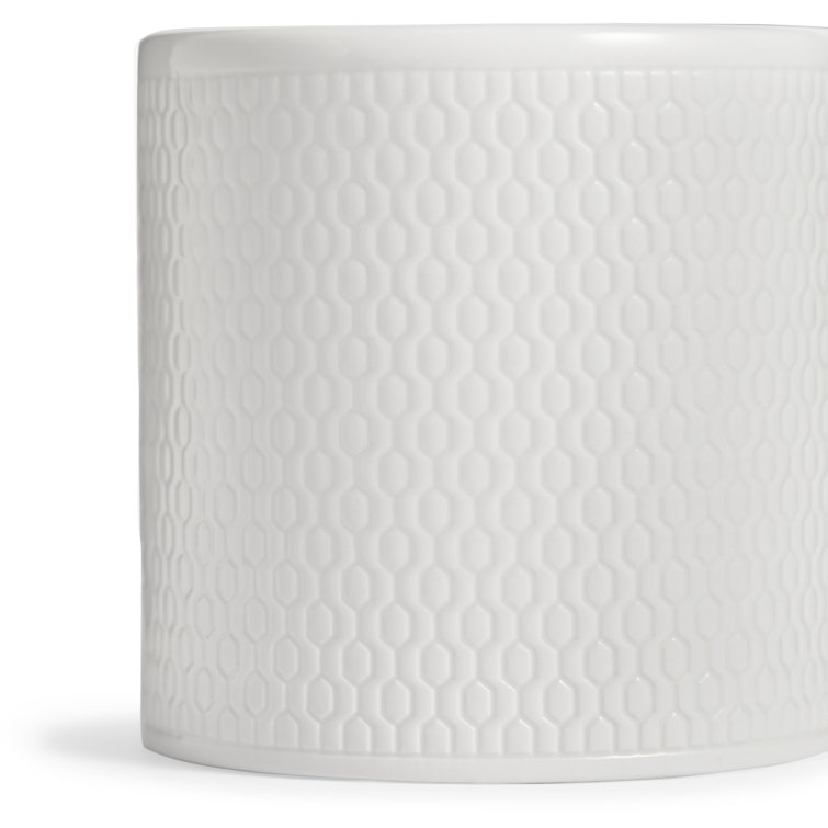 White Ceramic Embossed Geometric Pattern Mug