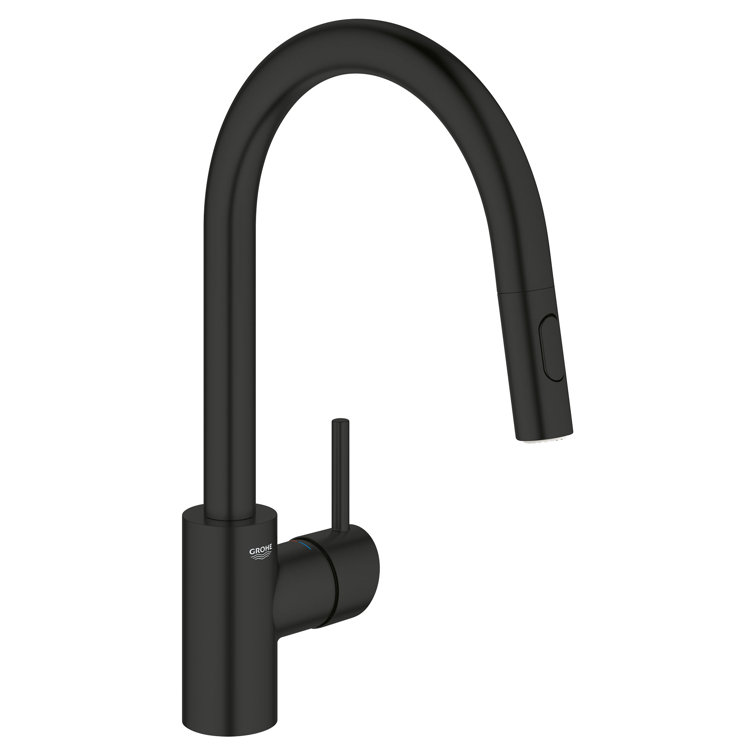 Sleek Matte Black Single-Handle Pull-Down Kitchen Faucet