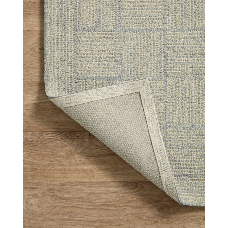 Hand-Tufted Sky Diamond Wool Area Rug 5' x 7'