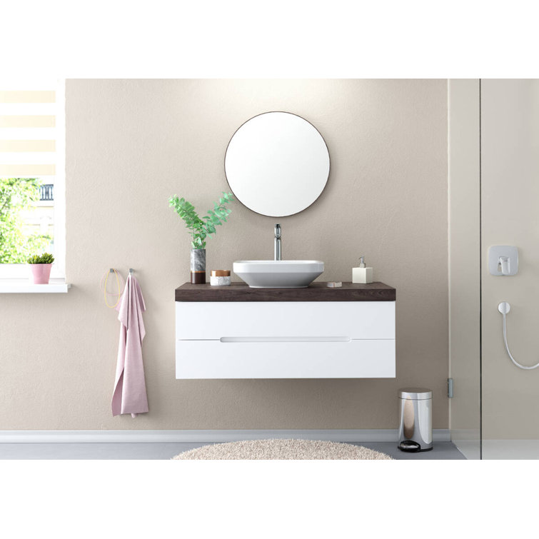 Chrome Modern Single-Hole Bathroom Faucet with Brass Finish