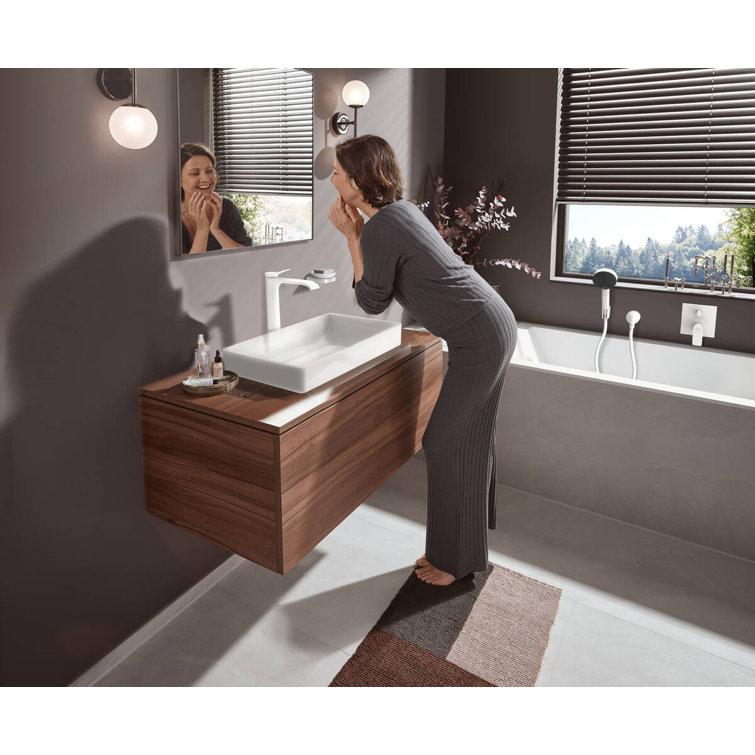 Modern Black Brass Single Hole Vessel Faucet
