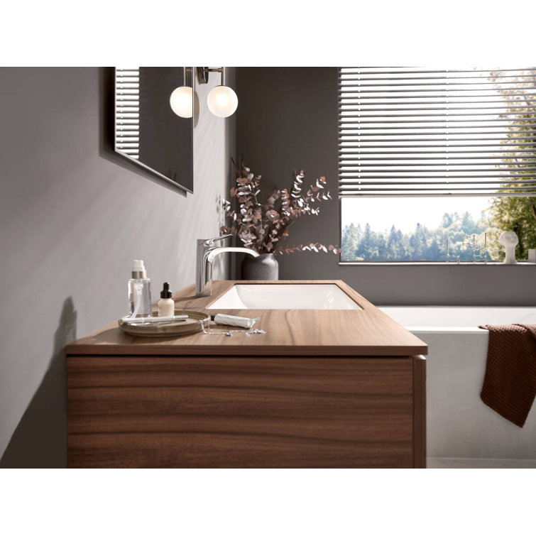 Chrome Modern Single Hole Bathroom Faucet with Pop-Up Drain