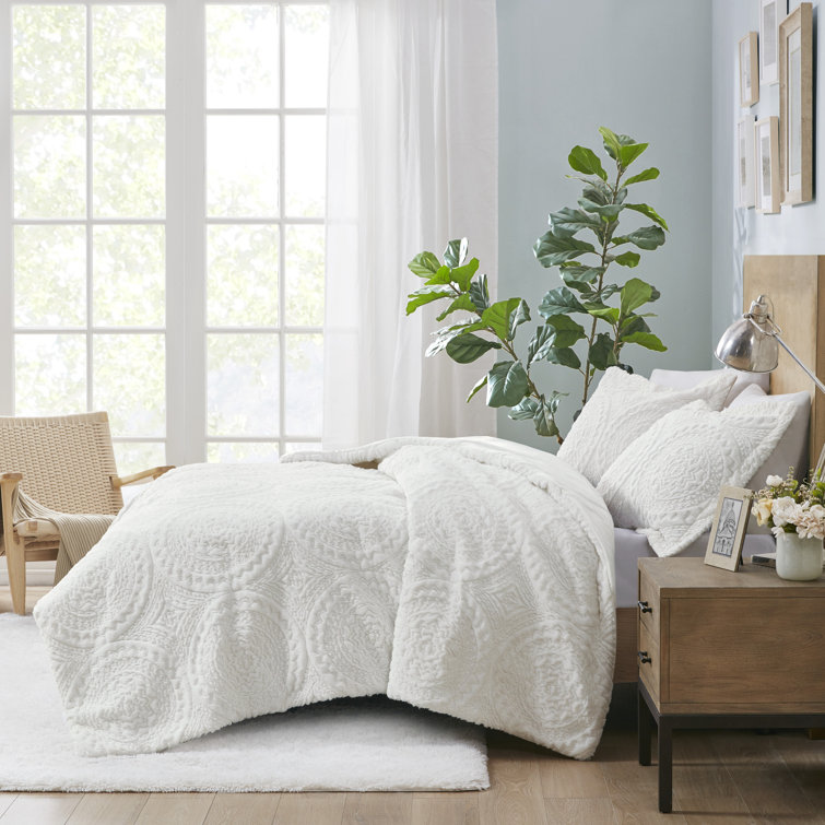 Ivory Full Faux Fur Reversible Comforter Set