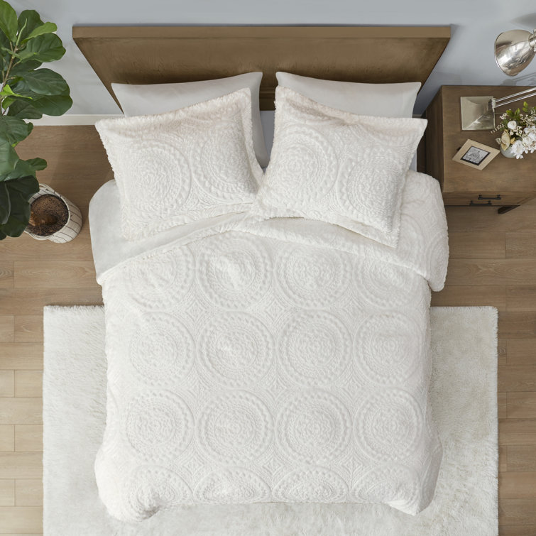 Ivory Full Faux Fur Reversible Comforter Set