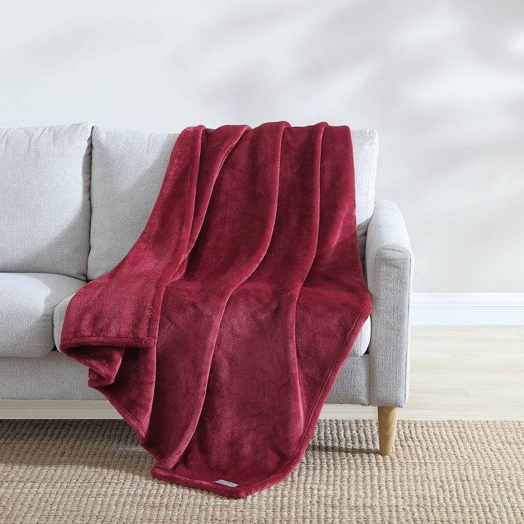Luxurious Dark Red Sherpa 50"x60" Reversible Plush Throw