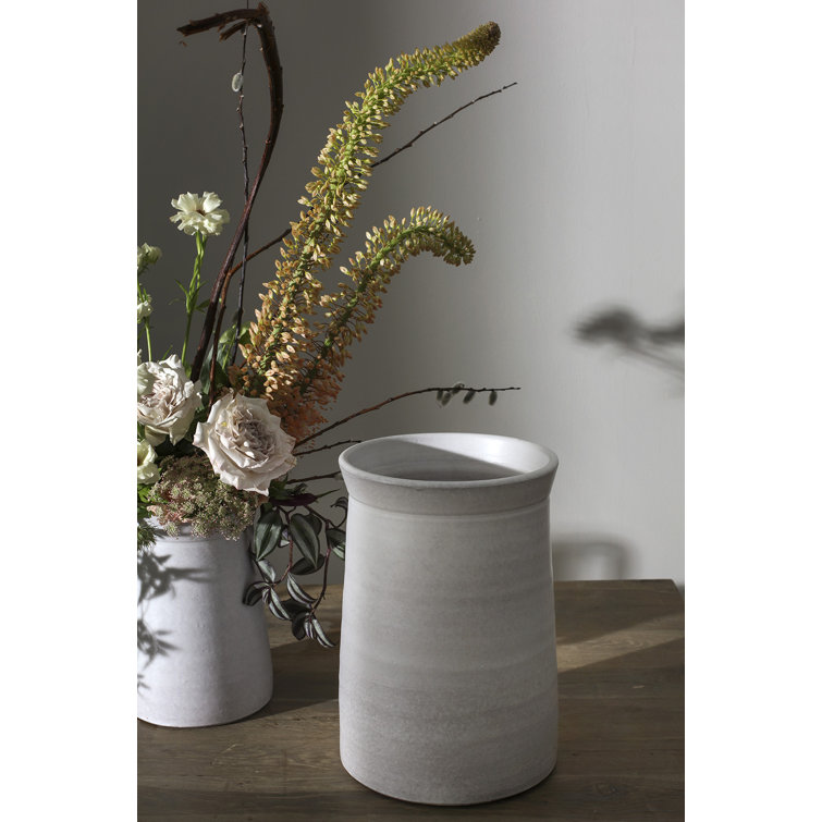 Handcrafted White Ceramic Bud Table Vase
