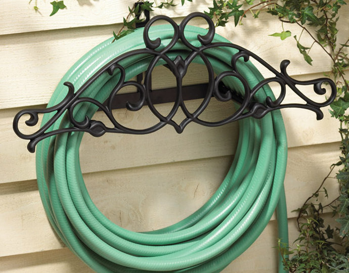 Black Aluminum Tendril Wall-Mount Hose Holder