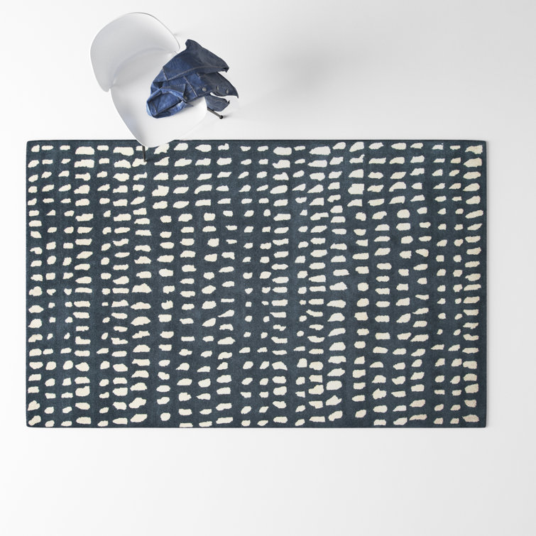 Navy and White Hand-Tufted Wool Rectangular Rug 8' x 10'