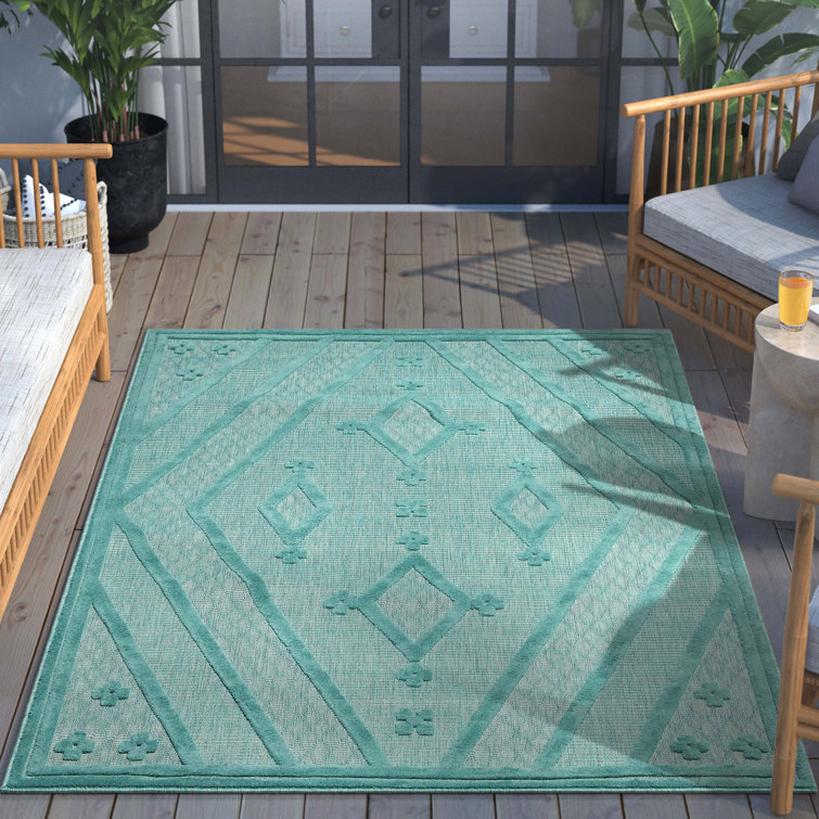 Sila Mali Teal 5'3" x 7'3" Geometric Synthetic Indoor/Outdoor Rug