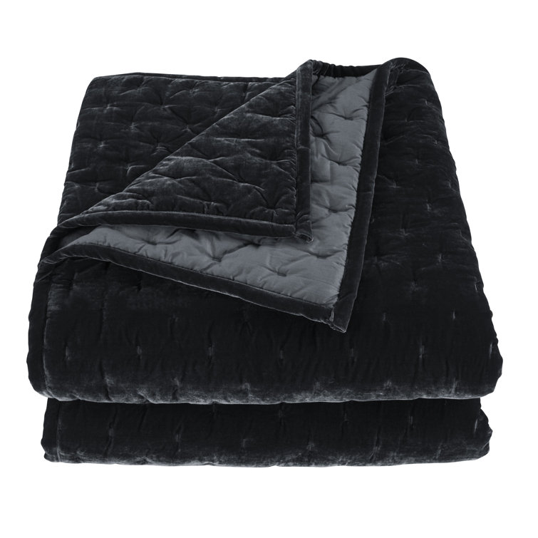 Queen Black Velvet Quilt Set