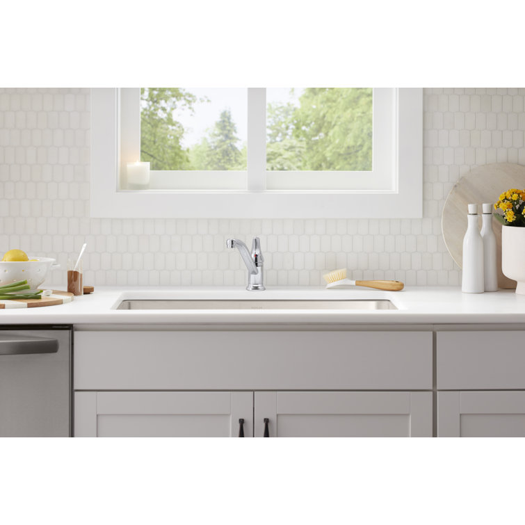 Polished Chrome Single Handle Kitchen Faucet with Lever