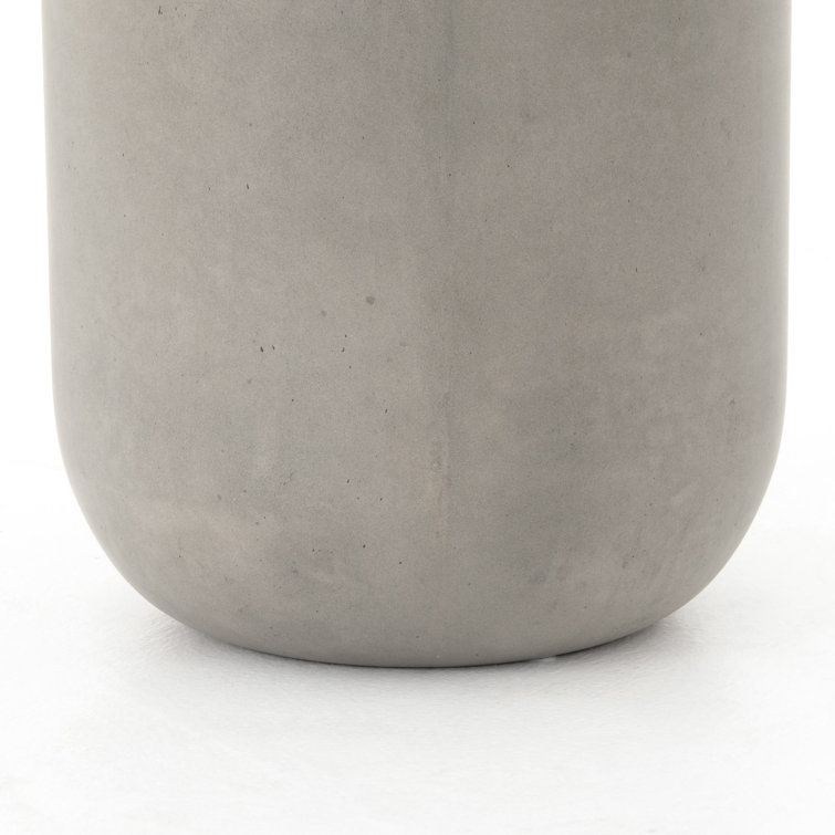 Contemporary Gray Concrete Round Side Table, 15.75"