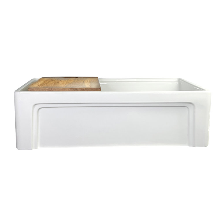 Cape 33'' White Fireclay Farmhouse Kitchen Sink with Cutting Board
