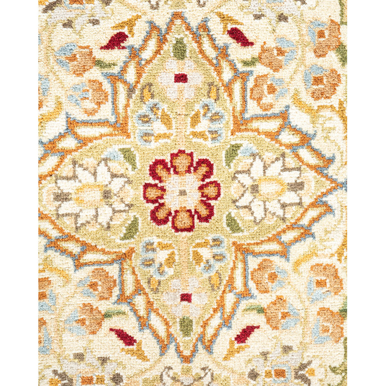 Elegant Ivory Wool Hand-Knotted Traditional 8' x 10' Area Rug