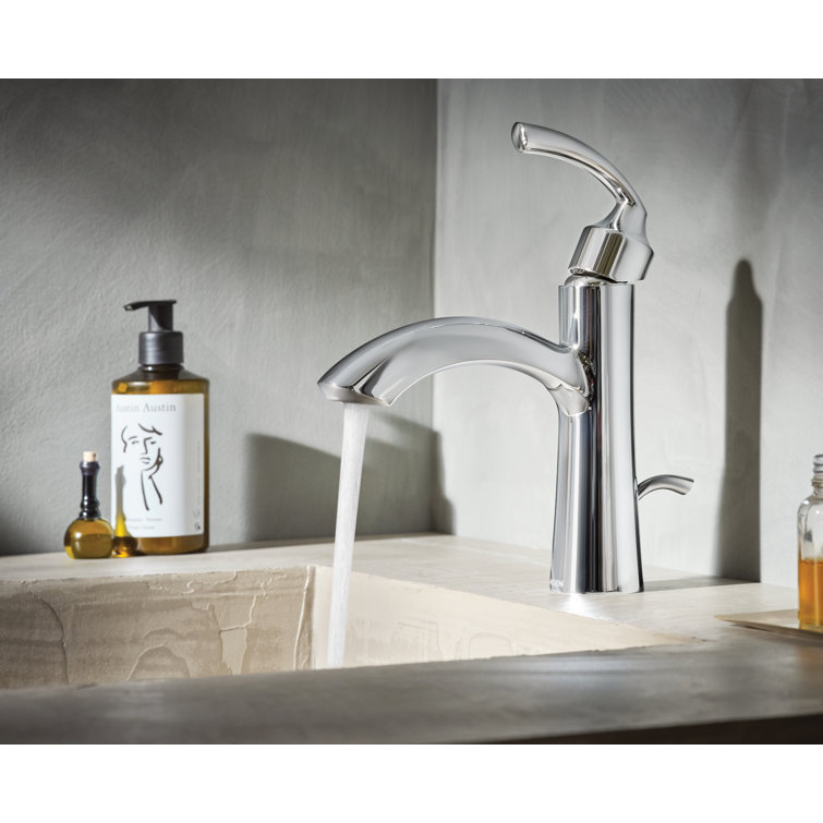 Chrome Single Handle Bathroom Faucet with Deckplate