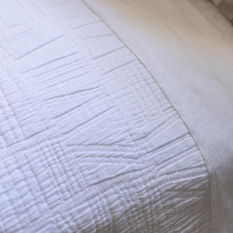 Portugal Crafted White Cotton Queen Matelasse Coverlet