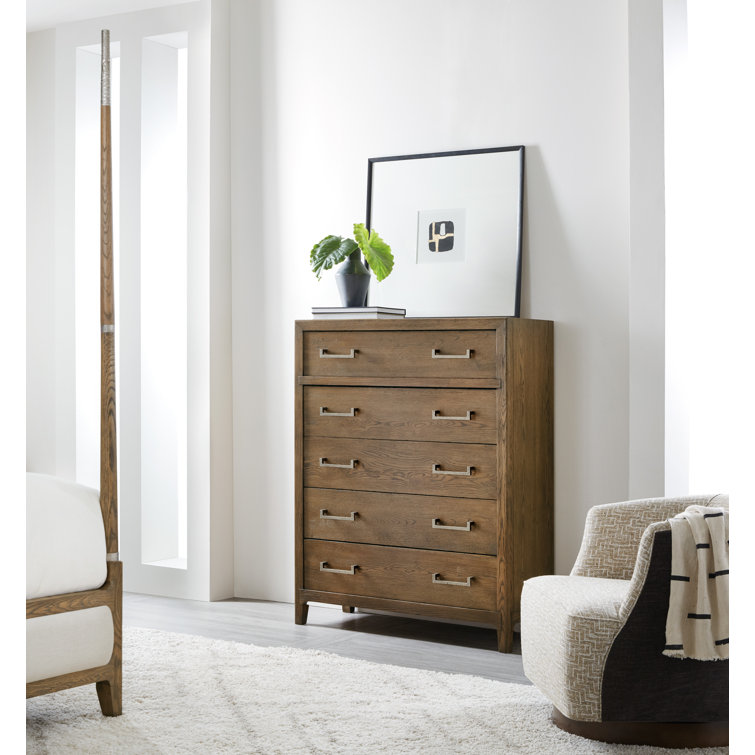 Medium Brown Oak 5-Drawer Dresser with Pewter Hardware
