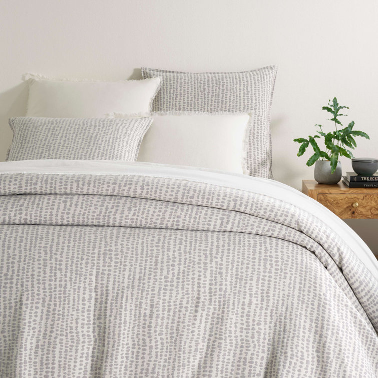 Elegant King-Sized White Cotton Reversible Bedspread