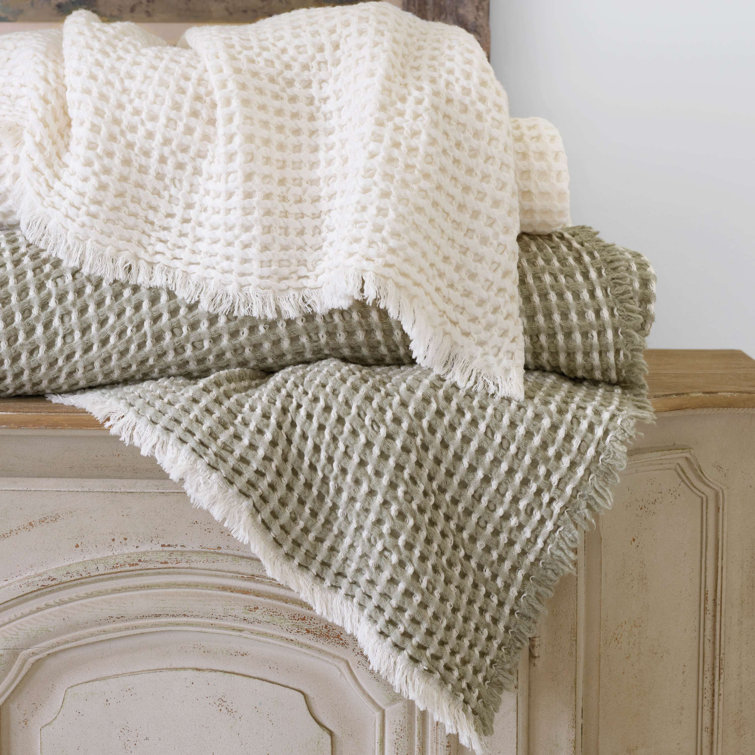 Elegant Sage King-Size Wool-Cotton Blend Waffle Stitch Blanket