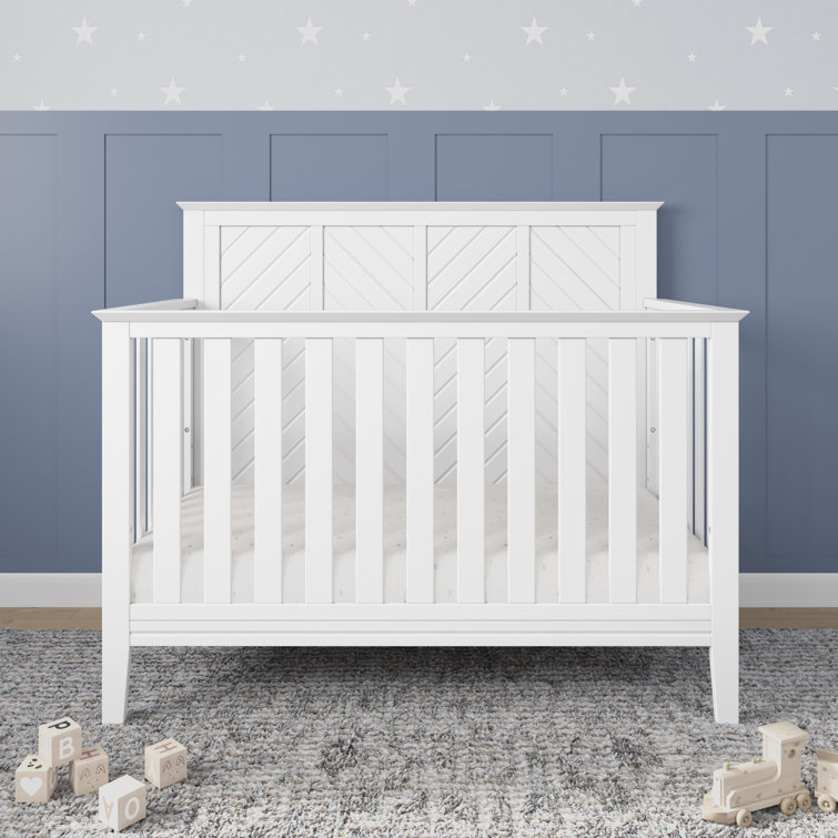 Matte White Chevron Patterned 4-in-1 Convertible Baby Crib