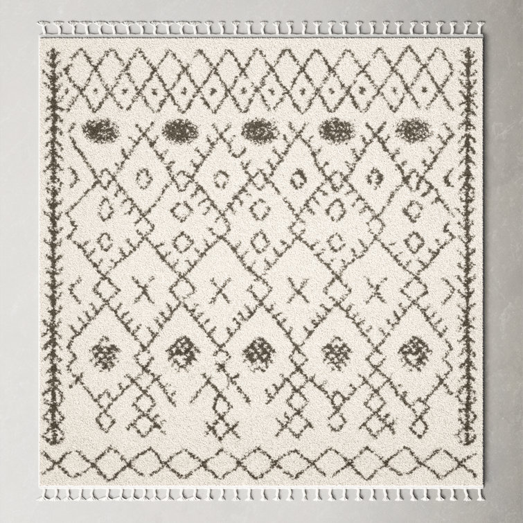 Chatham Square 94" Gray Braided Shag Synthetic Area Rug