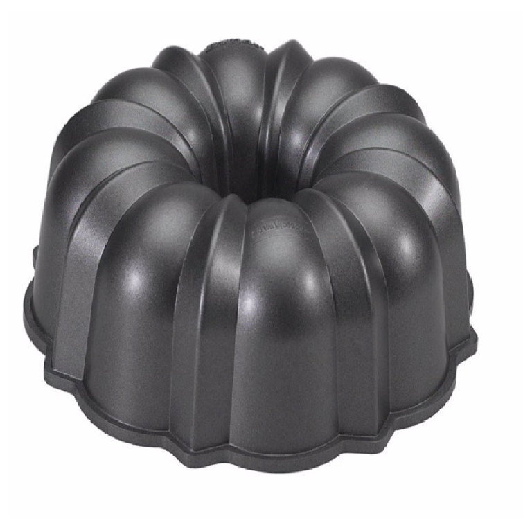 Nordic Ware Black Non-stick Aluminum Bundt Cake Pan