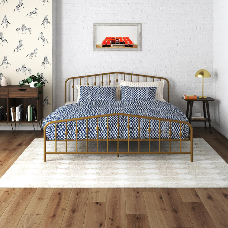 Bushwick Gold King Metal Platform Bed with Headboard