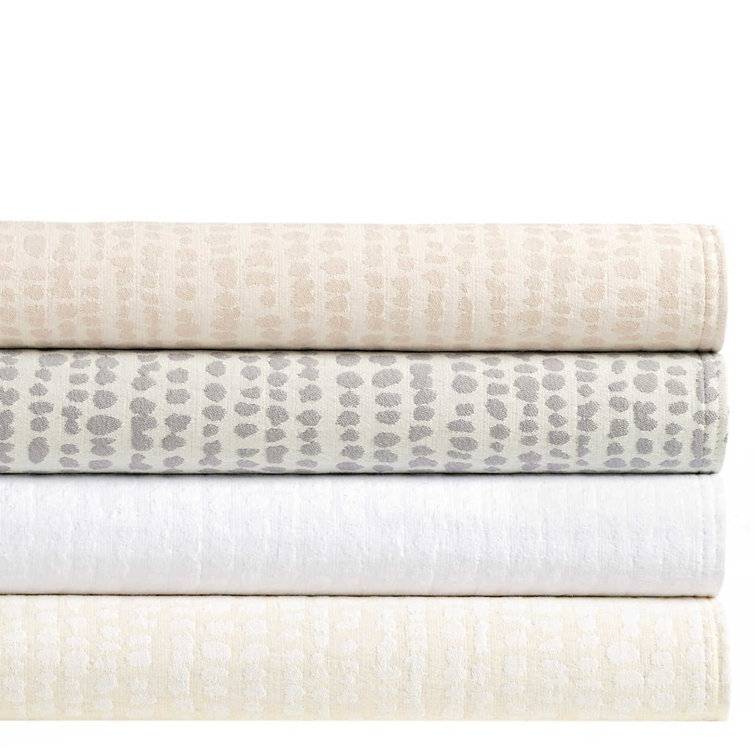 Elegant King-Sized White Cotton Reversible Bedspread