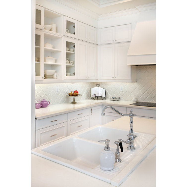 White 30-Inch LED Swivel Undercabinet Light Fixture