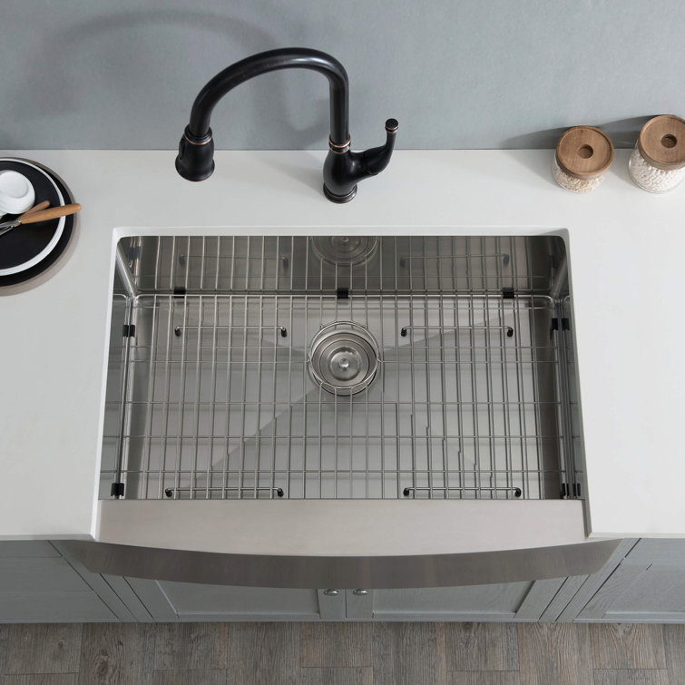 33'' Stainless Steel Farmhouse Apron Single Bowl Kitchen Sink