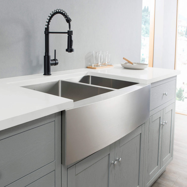 33'' L Farmhouse / Apron Double Bowl Fireclay Kitchen Sink