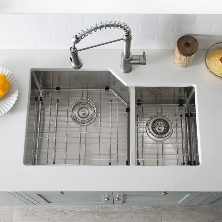32'' Stainless Steel Undermount Double Bowl Kitchen Sink