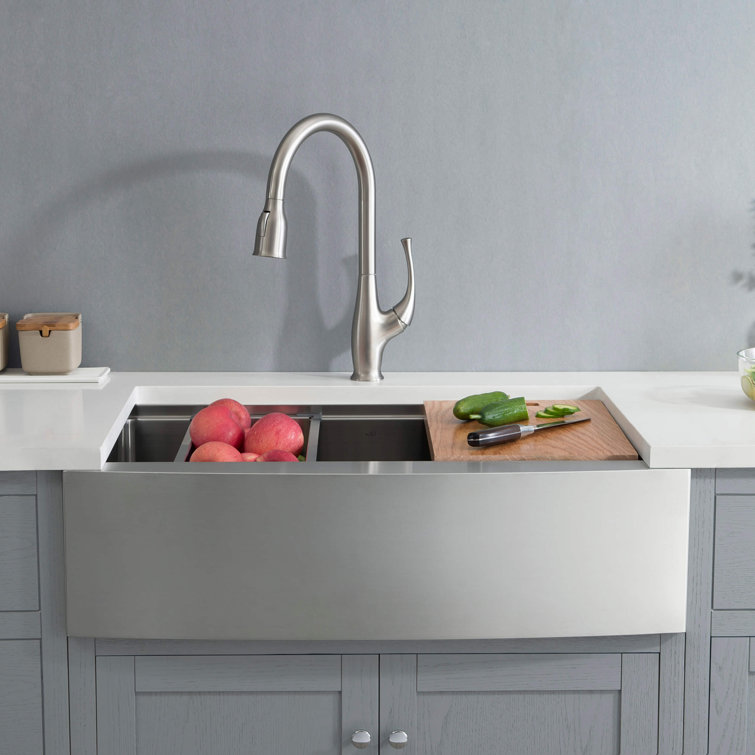 33'' Stainless Steel Farmhouse Apron Single Bowl Kitchen Sink
