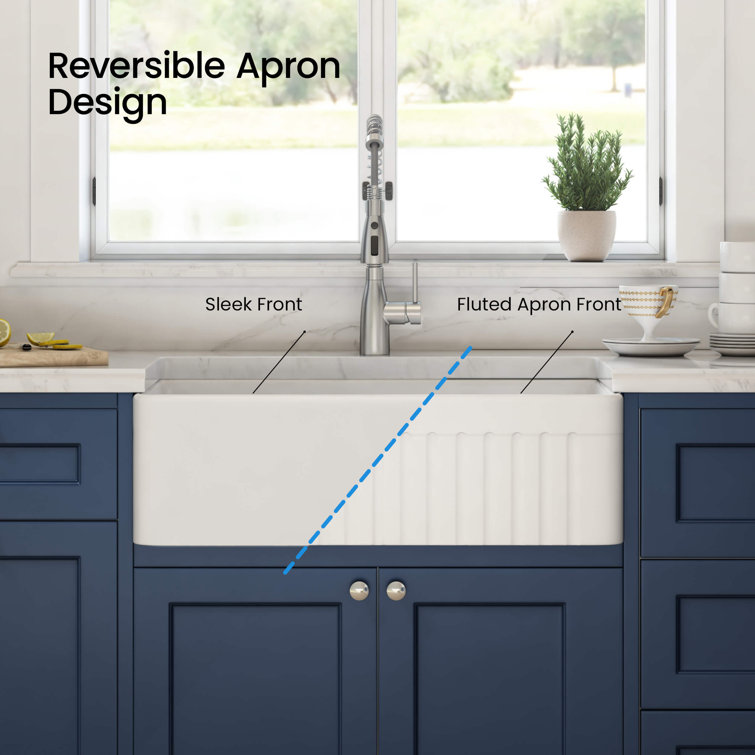 Elegant White Fireclay Farmhouse Kitchen Sink with Grid and Strainer