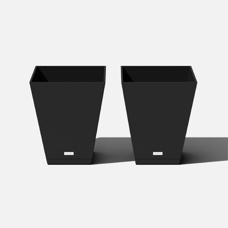 Black Polyethylene Nobleton Planter Tray Set of 2