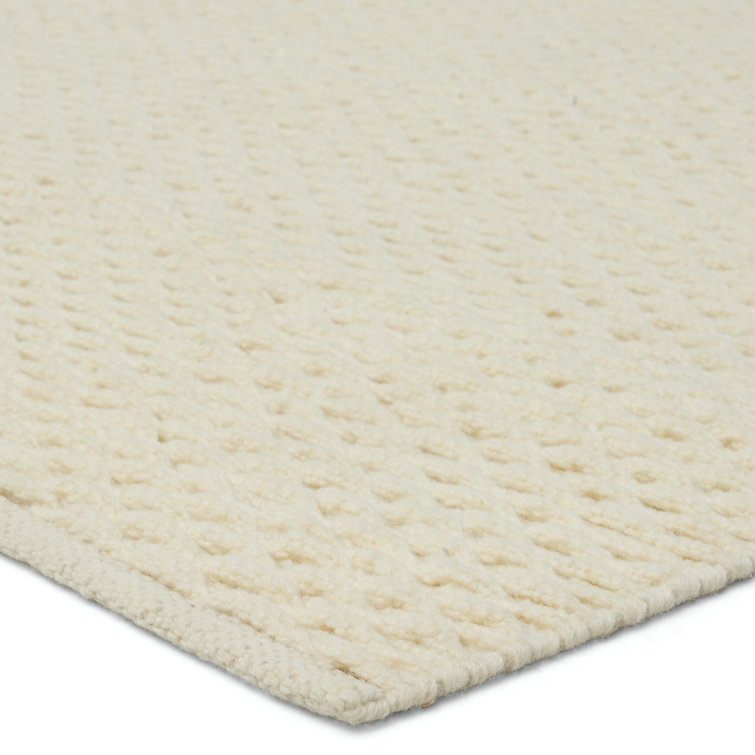 Handwoven Luxe Cream Wool 8'x10' Stain-Resistant Area Rug