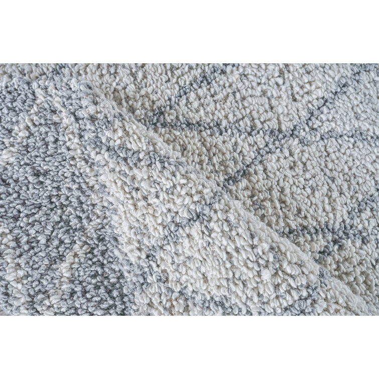 Gray and White Geometric Flat Woven Handmade Rug, 5' x 8'