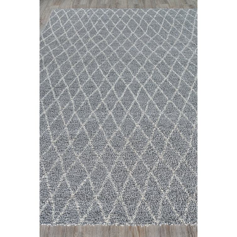 Ivory and Gray Geometric Flatweave Synthetic Rug, 4' x 6'