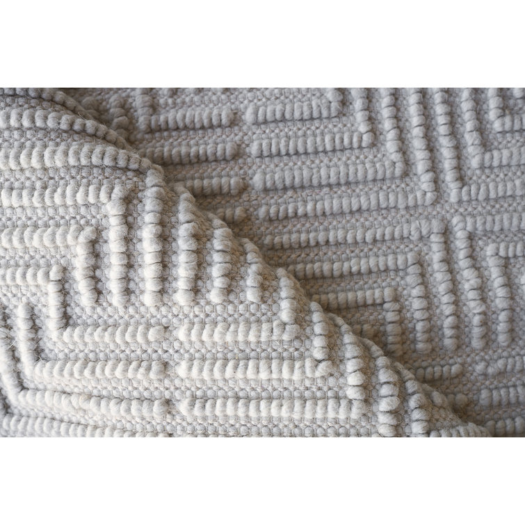 Handmade Silver Geometric Wool Rectangular Area Rug